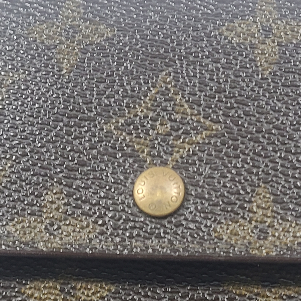 Louis Vuitton Monogram Wallet - Picture 2 of 7